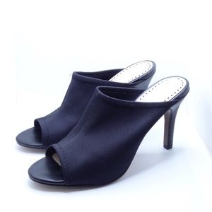 ADRIENNE VITTADINI GALAXY SANDAL SIZE 8